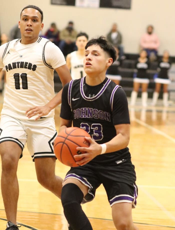 laredo-lbj-laredo-united-south-basketball-texas00002